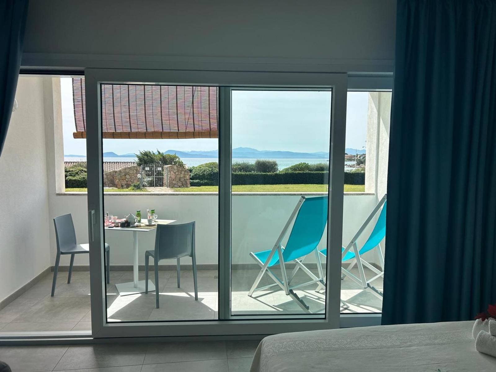 Rooms, Affittacamere Maksim Golfo Aranci Eksteriør billede