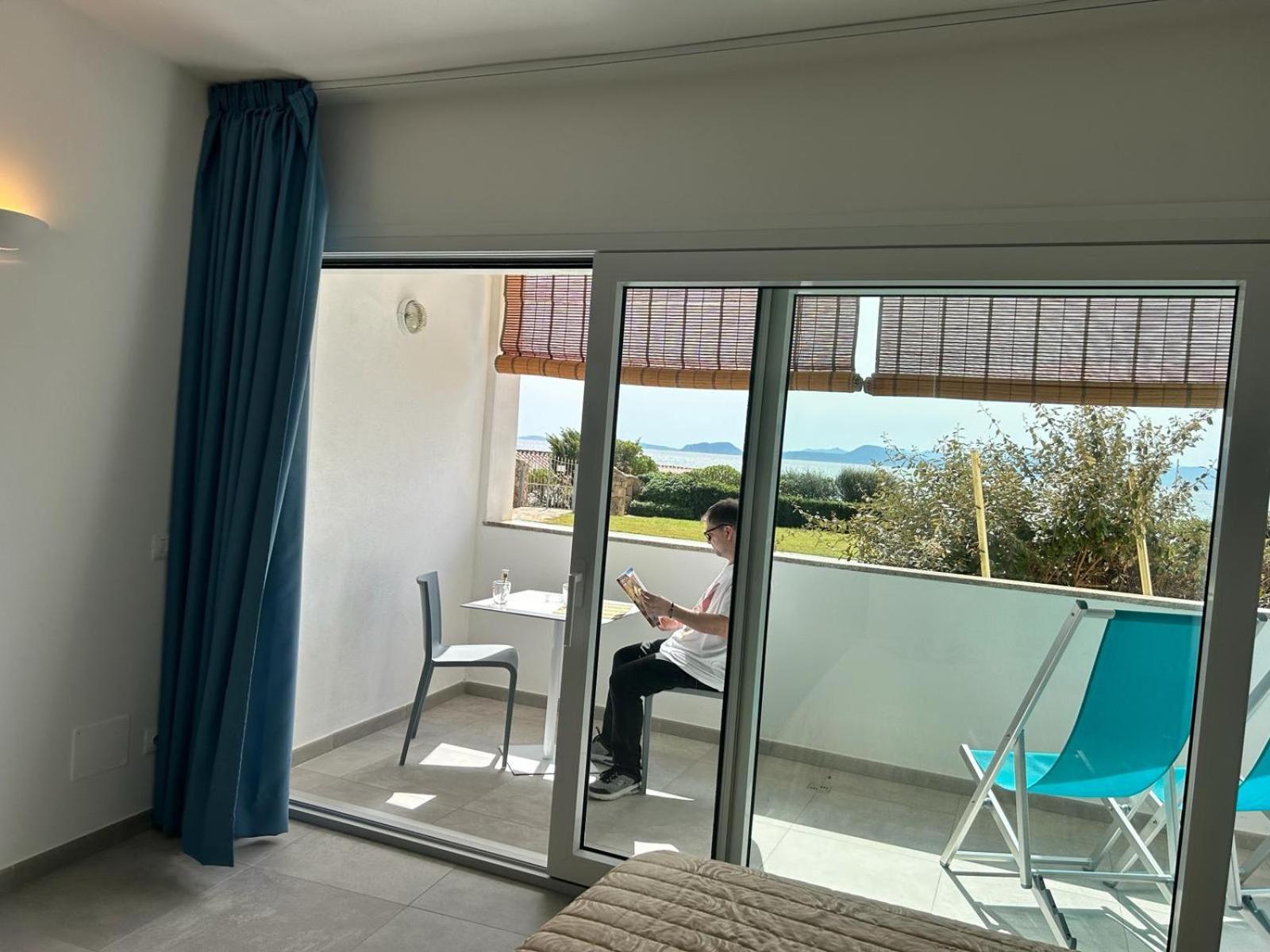 Rooms, Affittacamere Maksim Golfo Aranci Eksteriør billede