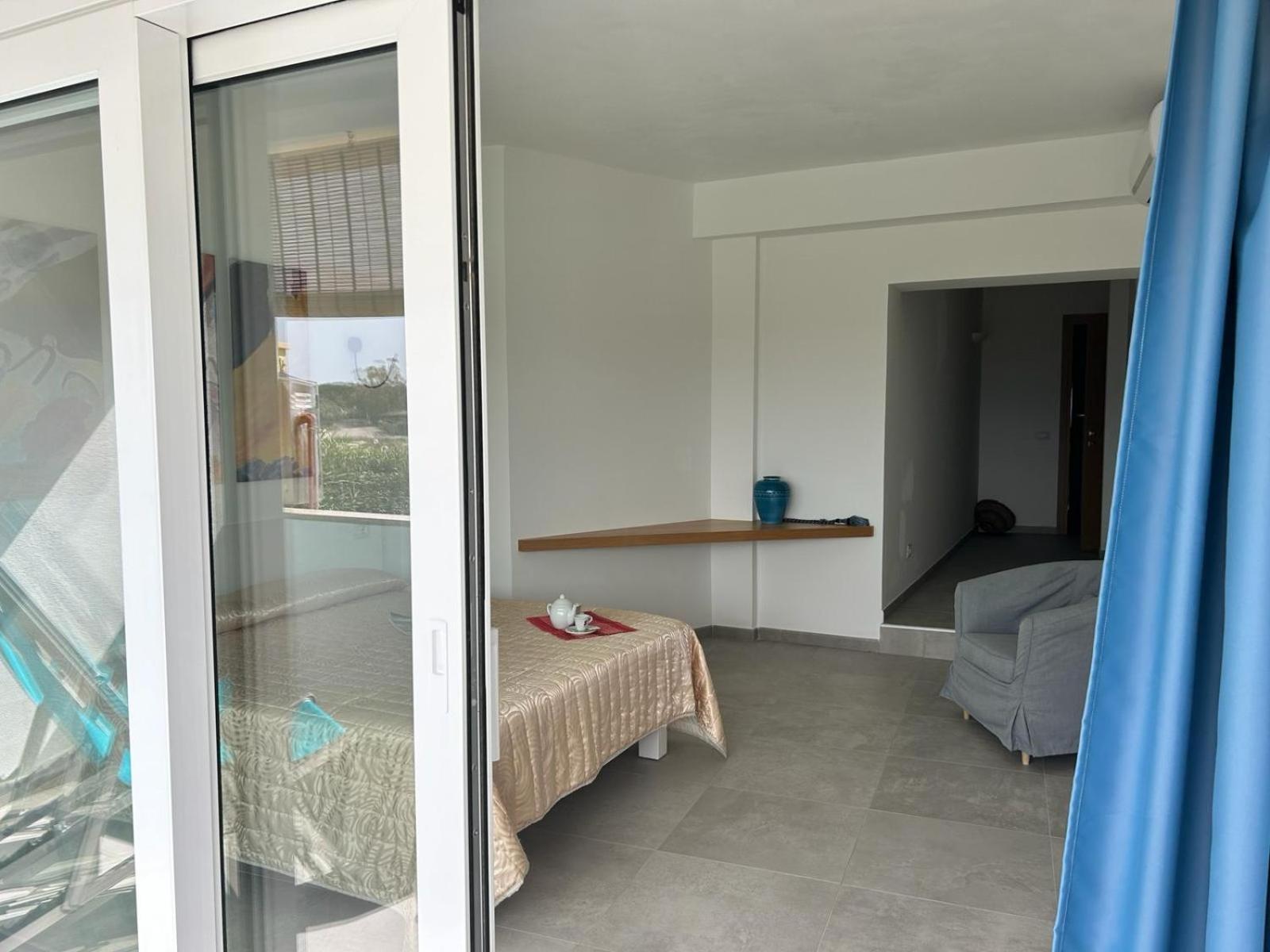 Rooms, Affittacamere Maksim Golfo Aranci Eksteriør billede