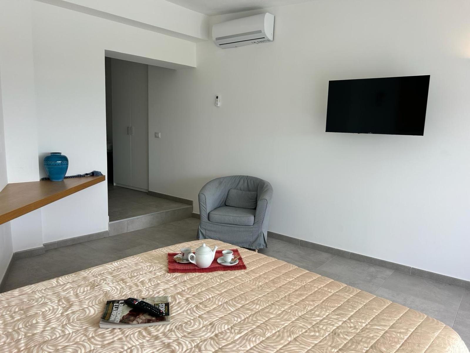 Rooms, Affittacamere Maksim Golfo Aranci Eksteriør billede